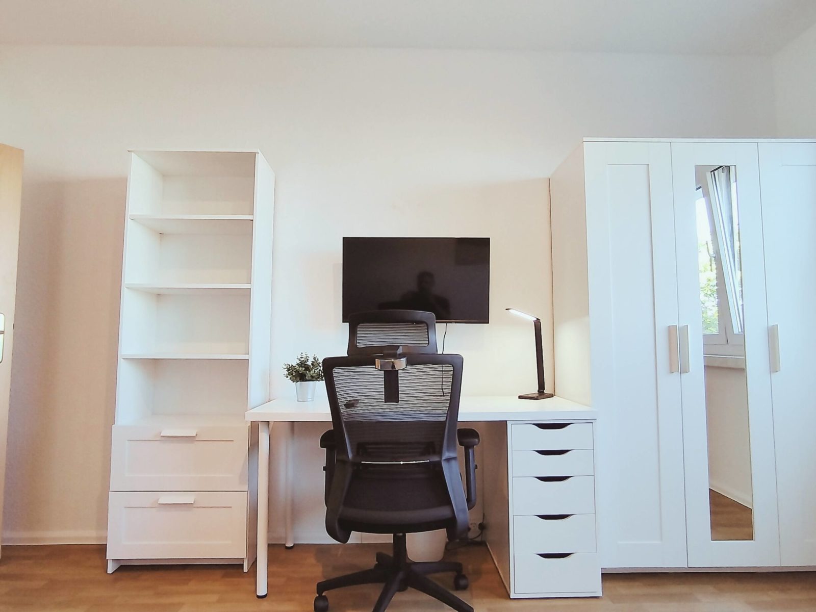 WG-Zimmer Leipzig Arbeitsbereich